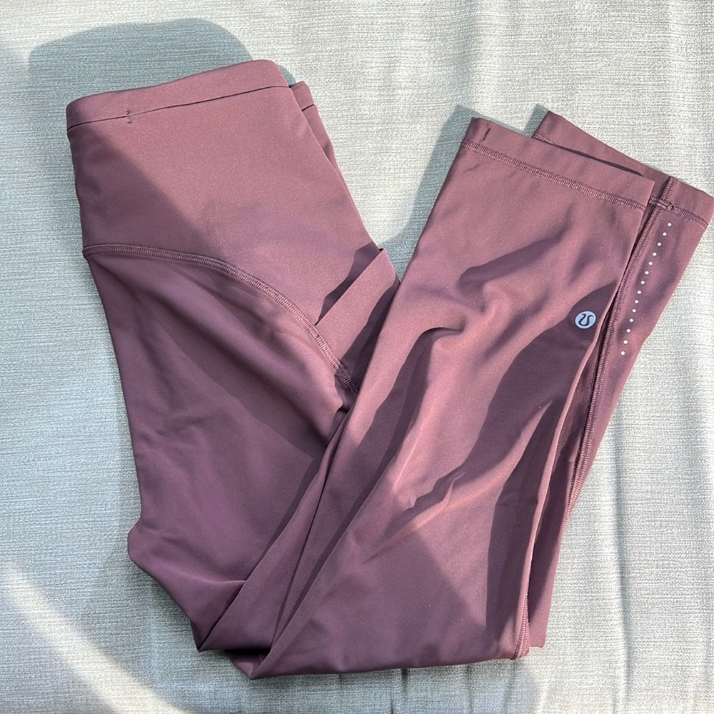 Lululemon leggings 19”